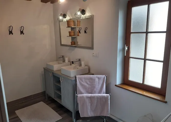 De La Ferme De La Cote * Les Damps